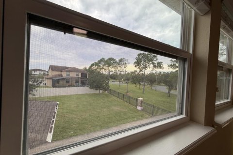 Villa ou maison à vendre à Kissimmee, Floride: 4 chambres, 241.45 m2 № 2398788 - photo 23
