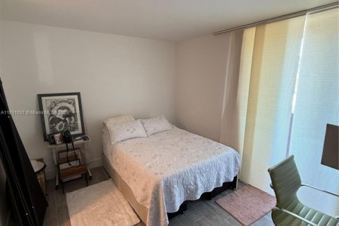 Townhouse in Miami, Florida 2 bedrooms, 98.1 sq.m. № 1818406 - photo 19