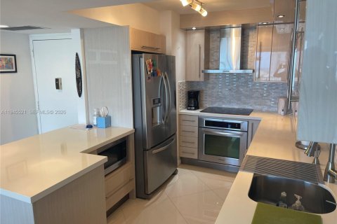 Купить кондоминиум в Холливуд, Флорида 2 спальни, 97.55м2, № 2001993 - фото 3