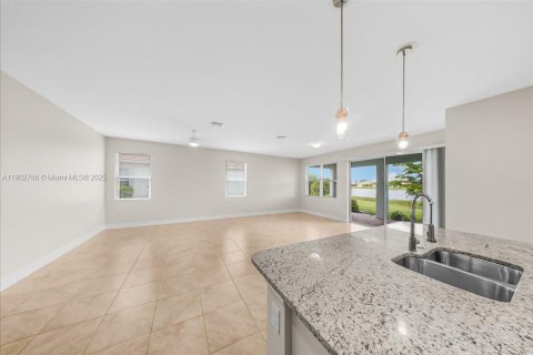 Villa ou maison à vendre à Fort Myers, Floride: 2 chambres, 168.71 m2 № 1953107 - photo 14