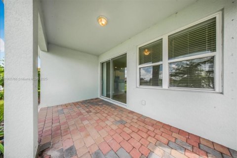 Villa ou maison à vendre à Fort Myers, Floride: 2 chambres, 168.71 m2 № 1953107 - photo 30