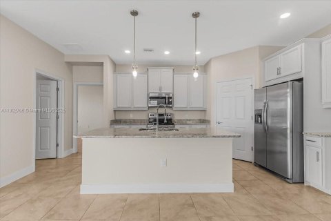 Villa ou maison à vendre à Fort Myers, Floride: 2 chambres, 168.71 m2 № 1953107 - photo 21