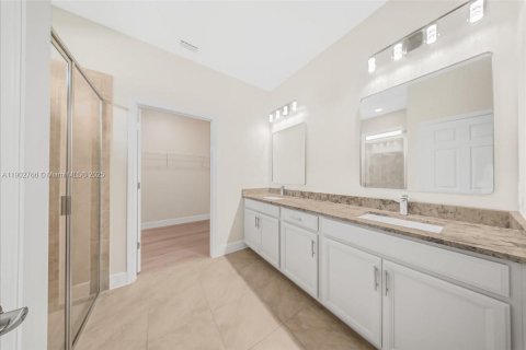 Villa ou maison à vendre à Fort Myers, Floride: 2 chambres, 168.71 m2 № 1953107 - photo 28