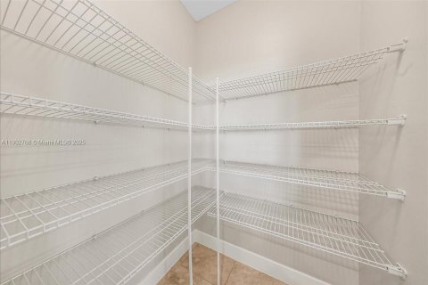 Villa ou maison à vendre à Fort Myers, Floride: 2 chambres, 168.71 m2 № 1953107 - photo 11