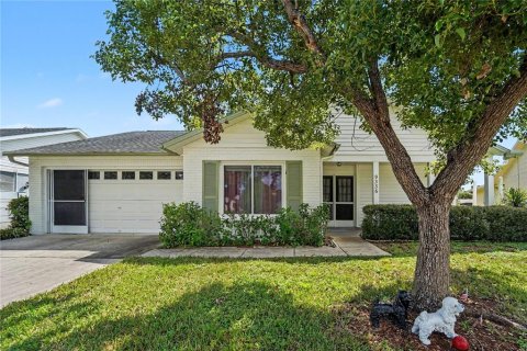 Villa ou maison à New Port Richey, Floride 2 chambres, 124.67 m2 № 2396148