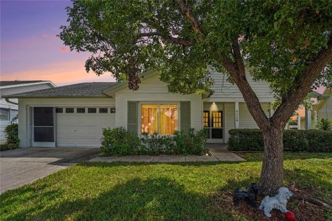 Villa ou maison à vendre à New Port Richey, Floride: 2 chambres, 124.67 m2 № 2396148 - photo 2