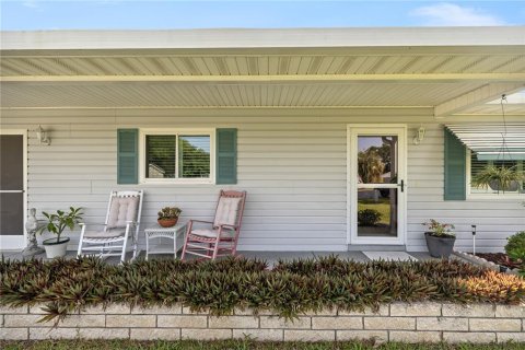 House in Summerfield, Florida 2 bedrooms, 106.28 sq.m. № 1904047 - photo 7