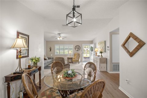 House in Summerfield, Florida 2 bedrooms, 106.28 sq.m. № 1904047 - photo 13