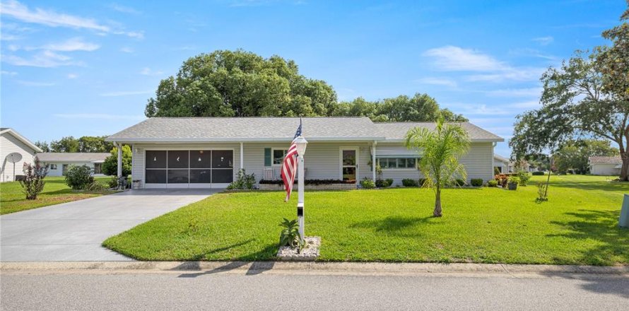 Villa ou maison à Summerfield, Floride 2 chambres, 106.28 m2 № 1904047