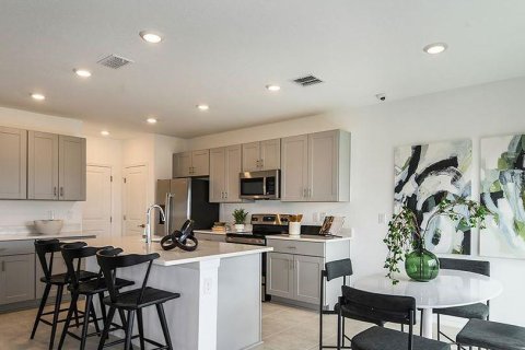 House in Groveland, Florida 4 bedrooms, 210.98 sq.m. № 1722393 - photo 5