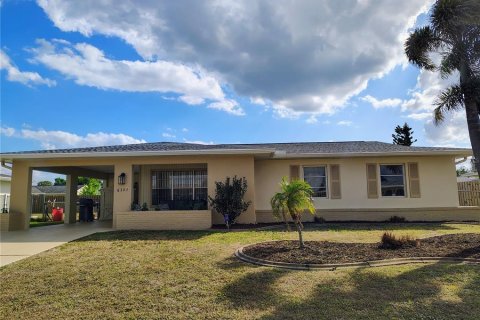 Casa en venta en North Port, Florida, 3 dormitorios, 144 m2 № 1613715 - foto 29
