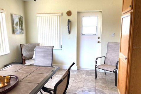 Casa en venta en North Port, Florida, 3 dormitorios, 144 m2 № 1613715 - foto 17