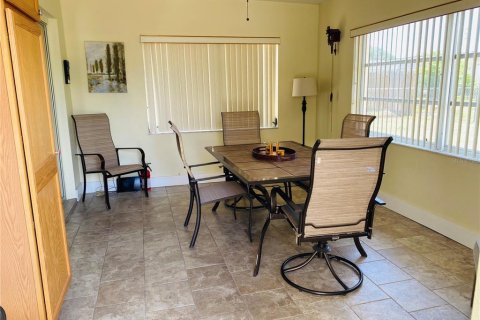 Casa en venta en North Port, Florida, 3 dormitorios, 144 m2 № 1613715 - foto 14