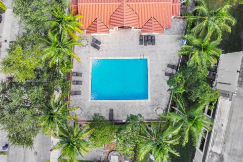 Townhouse in Miami, Florida 3 bedrooms, 161.93 sq.m. № 2037859 - photo 30