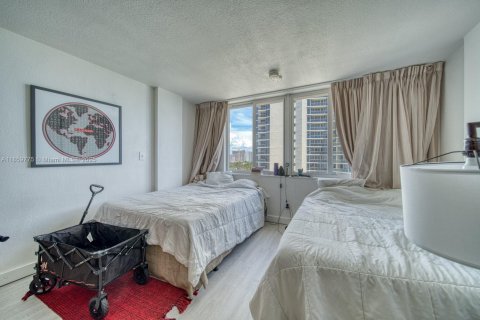 Купить кондоминиум в Санни-Айлс-Бич, Флорида 38.09м2, № 2018957 - фото 9