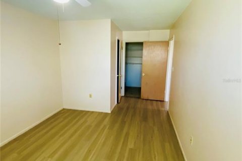 Condominio en alquiler en Holiday, Florida, 2 dormitorios, 76.64 m2 № 1866077 - foto 10