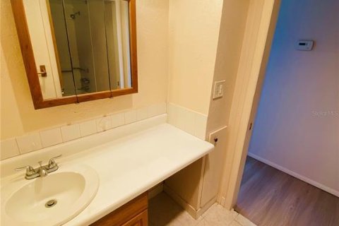 Condominio en alquiler en Holiday, Florida, 2 dormitorios, 76.64 m2 № 1866077 - foto 16