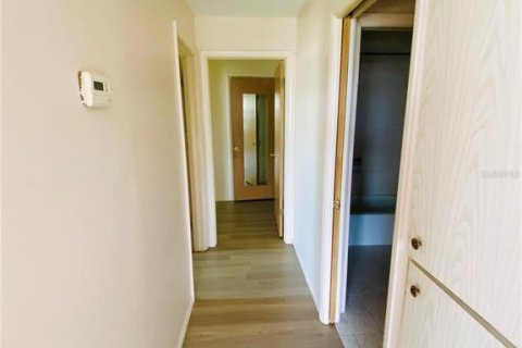 Condominio en alquiler en Holiday, Florida, 2 dormitorios, 76.64 m2 № 1866077 - foto 18