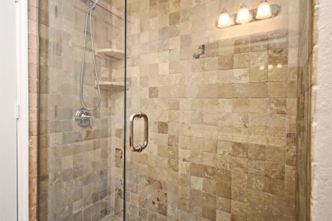 Condo in Orlando, Florida, 1 bedroom  № 1526544 - photo 24
