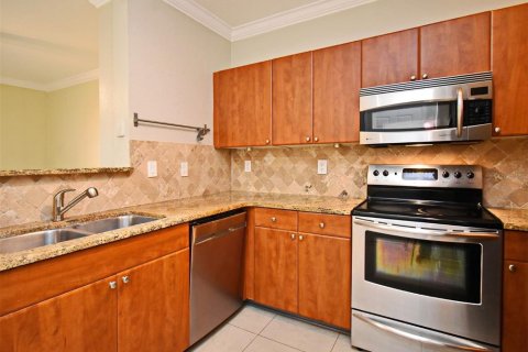 Condo in Orlando, Florida, 1 bedroom  № 1526544 - photo 4