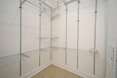 Condo in Orlando, Florida, 1 bedroom  № 1526544 - photo 26