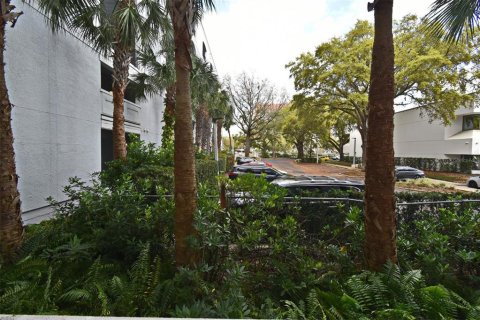 Condo in Orlando, Florida, 1 bedroom  № 1526544 - photo 29
