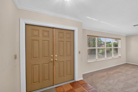 House in Boynton Beach, Florida 3 bedrooms, 209.4 sq.m. № 2243428 - photo 6