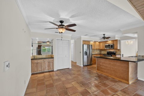 House in Boynton Beach, Florida 3 bedrooms, 209.4 sq.m. № 2243428 - photo 21
