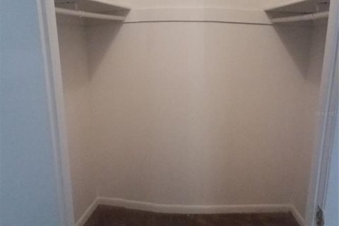Apartamento en alquiler en Orlando, Florida, 2 dormitorios, 90.21 m2 № 2279729 - foto 3