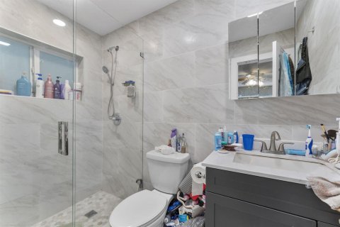 Propiedad comercial en venta en West Palm Beach, Florida, 209.03 m2 № 2270649 - foto 11
