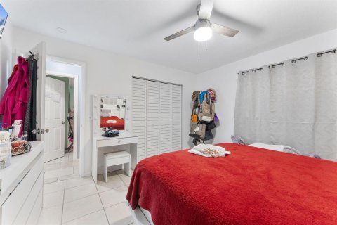 Propiedad comercial en venta en West Palm Beach, Florida, 209.03 m2 № 2270649 - foto 29