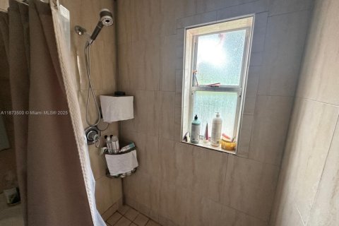 Купить виллу или дом в Опа-Локка, Флорида 2 спальни, 72.84м2, № 1898107 - фото 9