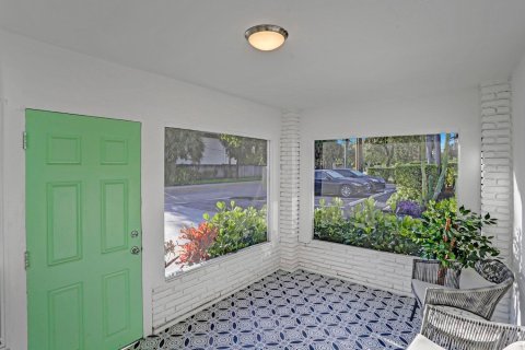 Casa en alquiler en Fort Lauderdale, Florida, 2 dormitorios, 196.67 m2 № 862864 - foto 1