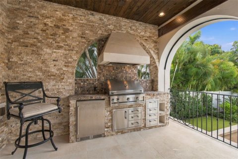 House in Tampa, Florida 5 bedrooms, 727.24 sq.m. № 2396643 - photo 30