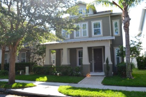 House in Windermere, Florida 5 bedrooms, 222.59 sq.m. № 1649706 - photo 1