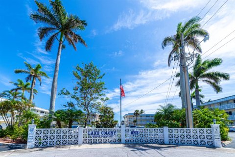 Condo in North Palm Beach, Florida, 2 bedrooms  № 2184700 - photo 10