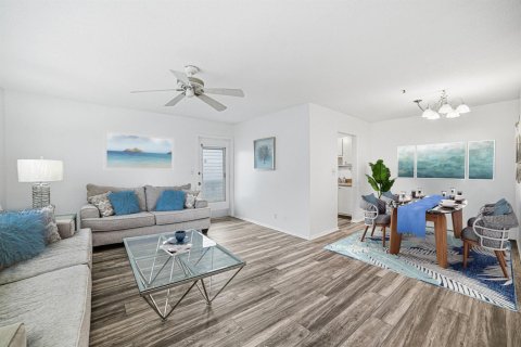 Condo in North Palm Beach, Florida, 2 bedrooms  № 2184700 - photo 14