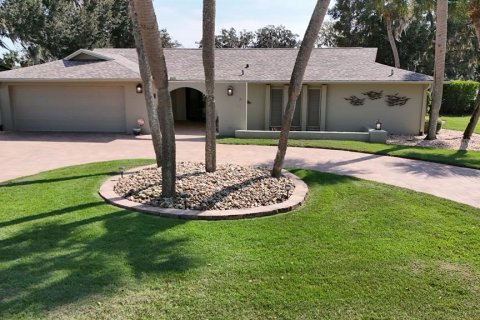 House in Crystal River, Florida 3 bedrooms, 227.98 sq.m. № 1421936 - photo 3