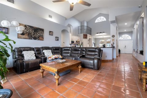 Villa ou maison à louer à Tampa, Floride: 4 chambres № 1877586 - photo 11