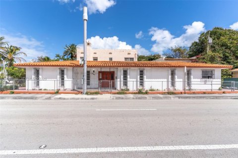 House in Miami, Florida 3 bedrooms, 159.42 sq.m. № 2069266
