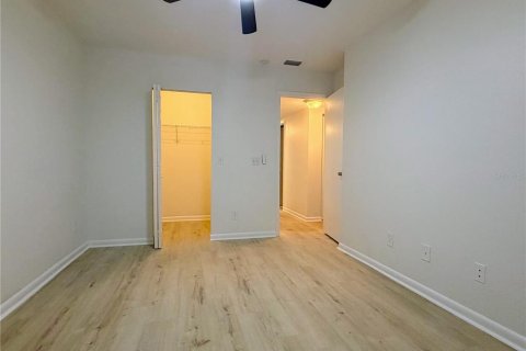 Condo in Tampa, Florida, 2 bedrooms  № 2142446 - photo 10