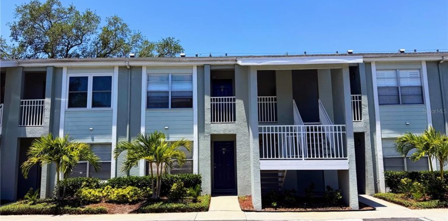 Condo in Tampa, Florida, 2 bedrooms  № 2142446