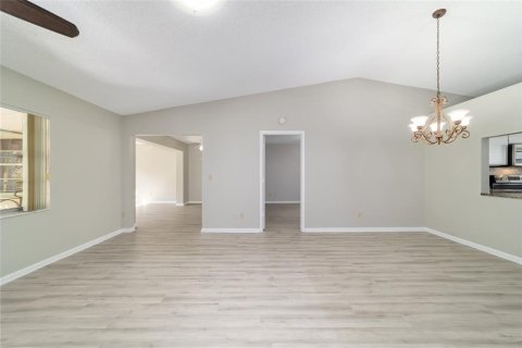 Casa en venta en Ocala, Florida, 2 dormitorios, 137.5 m2 № 1808323 - foto 4