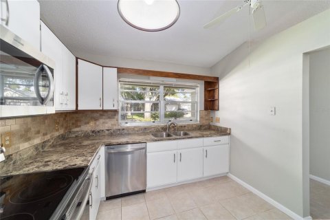 Casa en venta en Ocala, Florida, 2 dormitorios, 137.5 m2 № 1808323 - foto 9