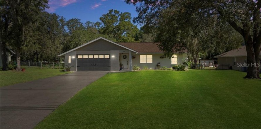 Casa en Inverness, Florida 3 dormitorios, 116.78 m2 № 1911450
