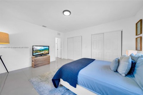 Villa ou maison à vendre à North Miami, Floride: 4 chambres, 187.48 m2 № 2081586 - photo 26