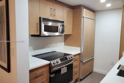 Condominio en alquiler en Bal Harbour, Florida, 2 dormitorios, 98.1 m2 № 2056642 - foto 6