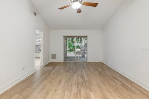 Villa ou maison à vendre à Safety Harbor, Floride: 2 chambres, 94.11 m2 № 2347285 - photo 3