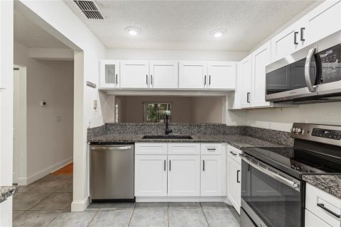 Villa ou maison à vendre à Safety Harbor, Floride: 2 chambres, 94.11 m2 № 2347285 - photo 8
