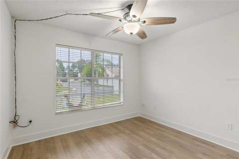 Villa ou maison à vendre à Safety Harbor, Floride: 2 chambres, 94.11 m2 № 2347285 - photo 10